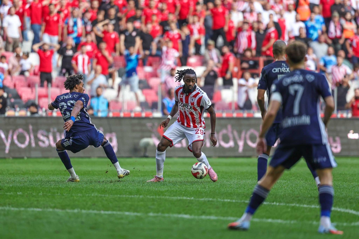 Trendyol Süper Lig: Samsunspor: 1 - Antalyaspor: 2 (Maç sonucu)