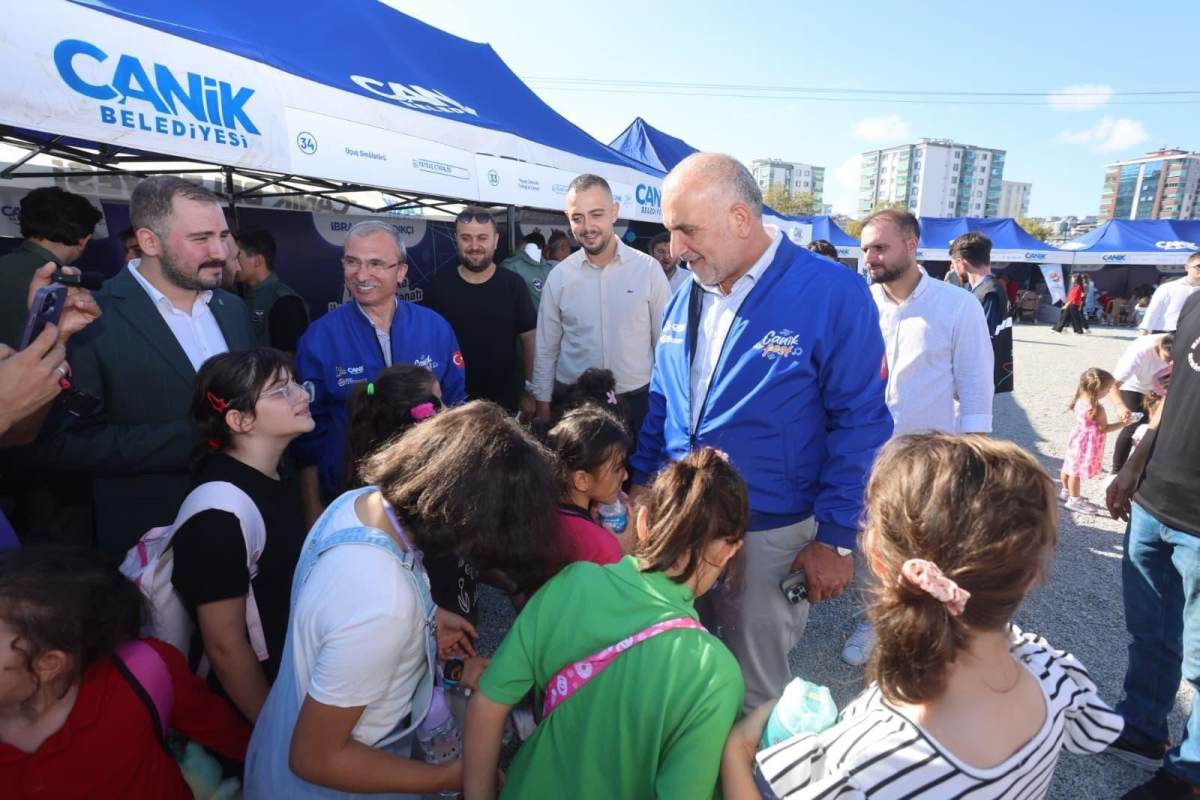 CANİKFEST’e rekor katılım: 131 binin üstünde kişi yapay zeka ile teknolojisiyle tanıştı