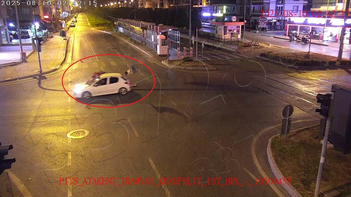 Dikkatsizlik ve kırmızı ışık ihlalleri kazaları beraberinde getirdi