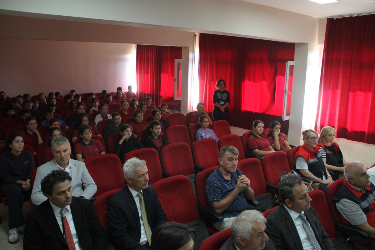Öğrencilere 'kokarca' semineri