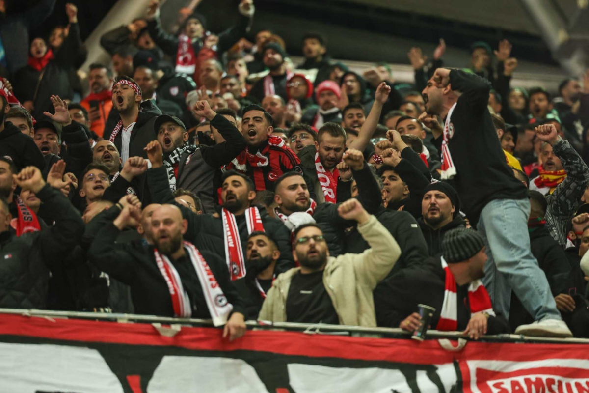 UEFA Konferans Ligi: Legia Varşova: 0 - Samsunspor: 1 (Maç sonucu)