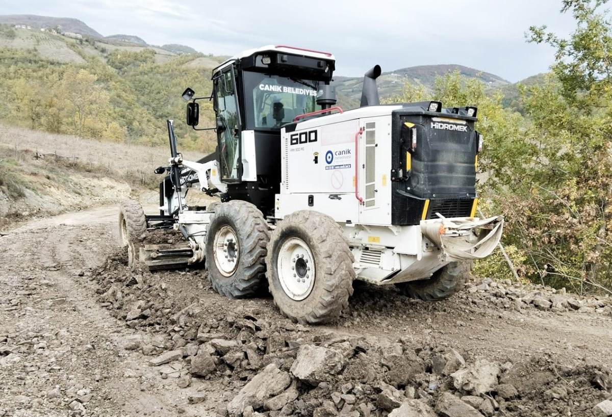 Canik'in ulaşım ağı güçleniyor