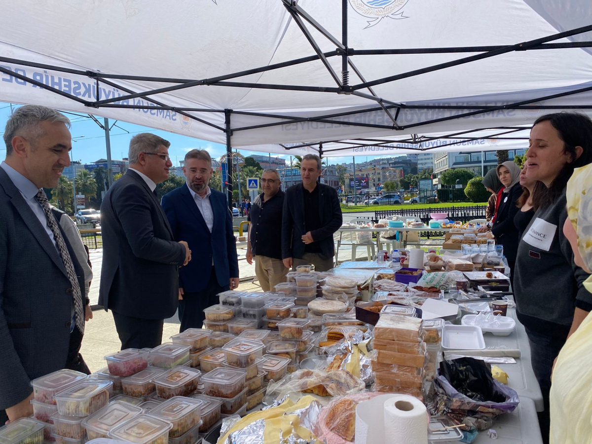 Kardeşlik Engel Tanımaz Hayır Çarşısı'nın gelirleri Gazze’ye