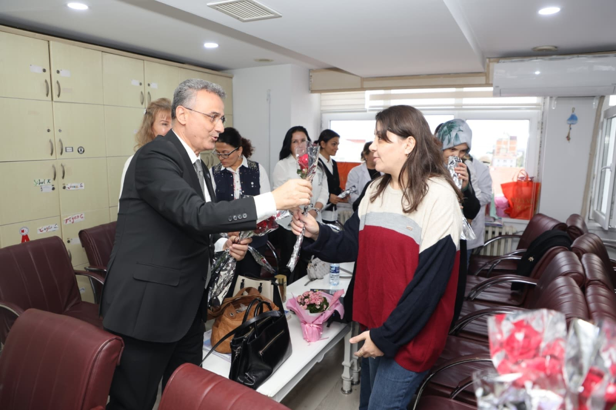 Başkan Kurnaz’dan öğretmenlere anlamlı jest: