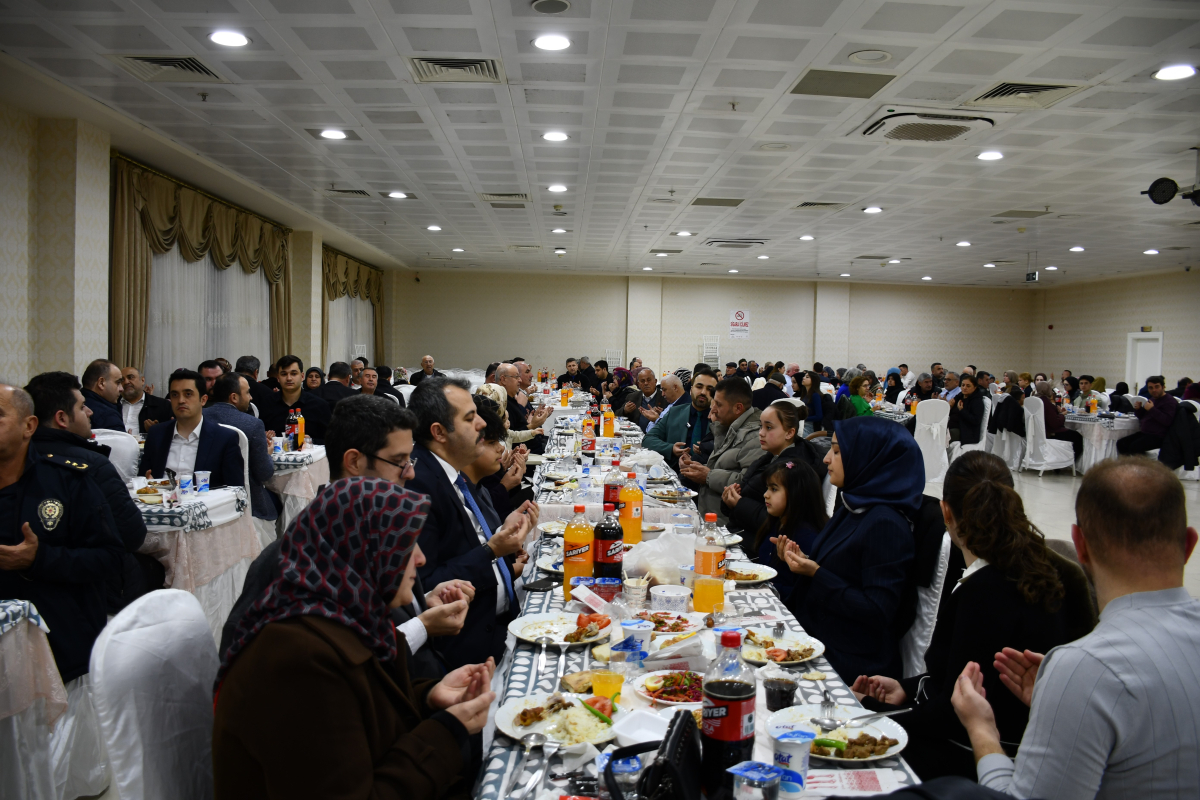 Vezirköprü’de şehit yakınları ve gaziler iftarda buluştu