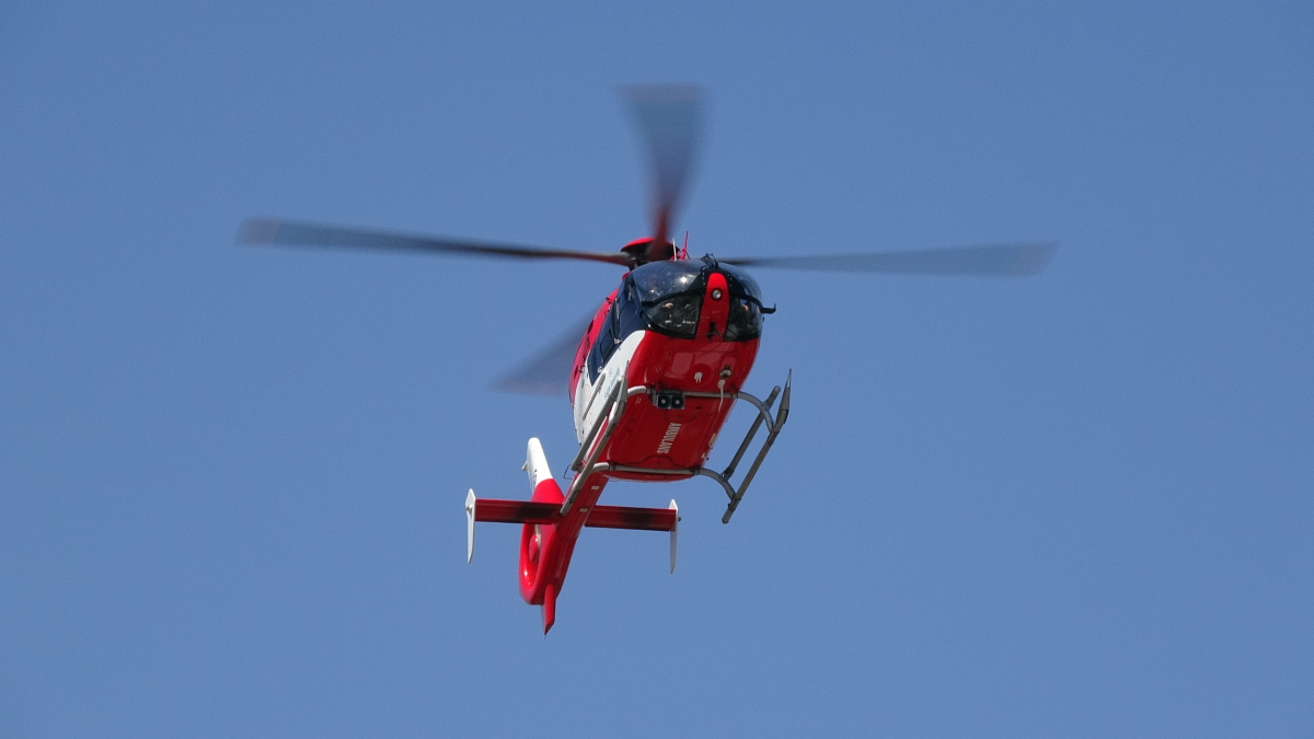Kalp Krizi Geçiren Hasta Helikopter Ambulansla Hastaneye Ulaştırıldı