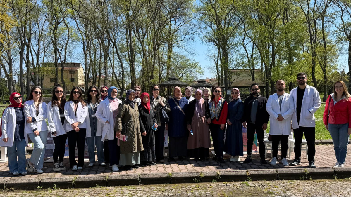 Ücretsiz sağlık tarama hizmeti bu kez Çakırlar Korusunda vatandaşlarla buluştu