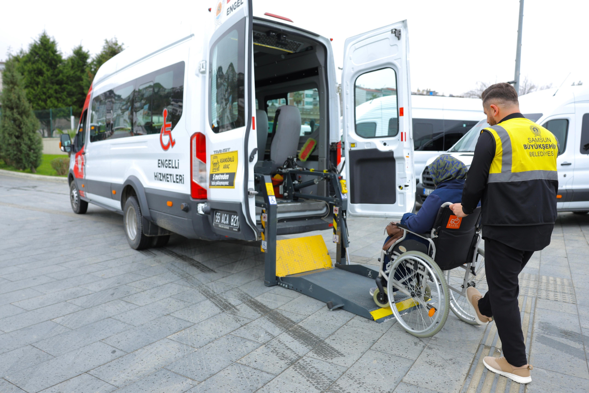 Samsun’da “Engelsiz Turizm Otobüsü” Hizmete Girdi