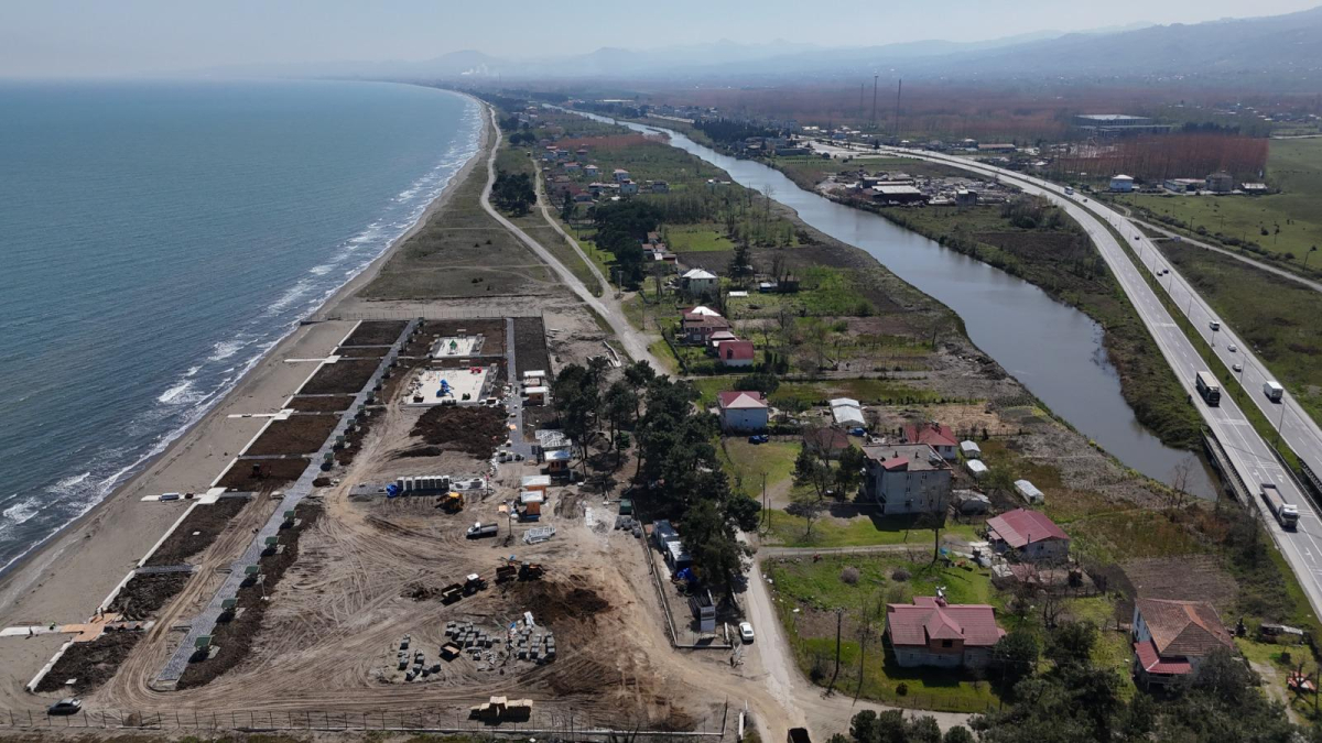 Miliç Sahili Baştan Sona Yenileniyor: Terme Yaz Sezonuna Hazır