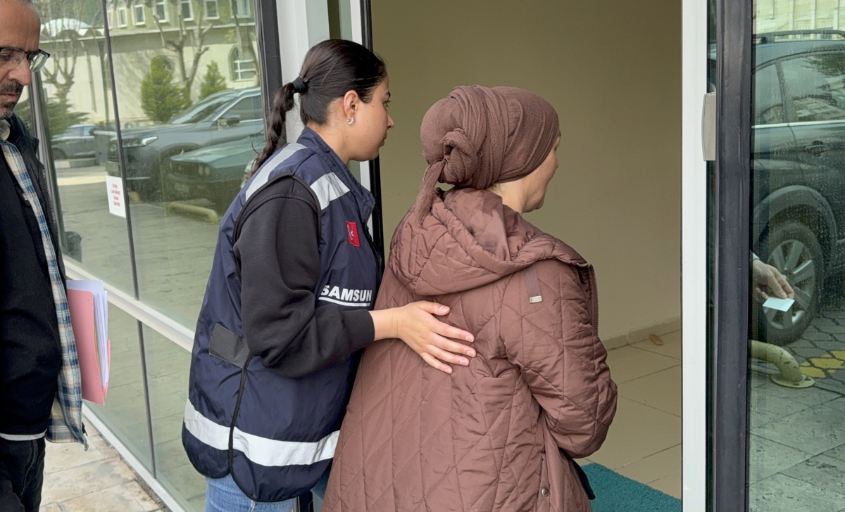 Samsun’da Teyze-Yeğen Arasında Şok Hırsızlık: Çaldığı Altınlarla Araç Aldı