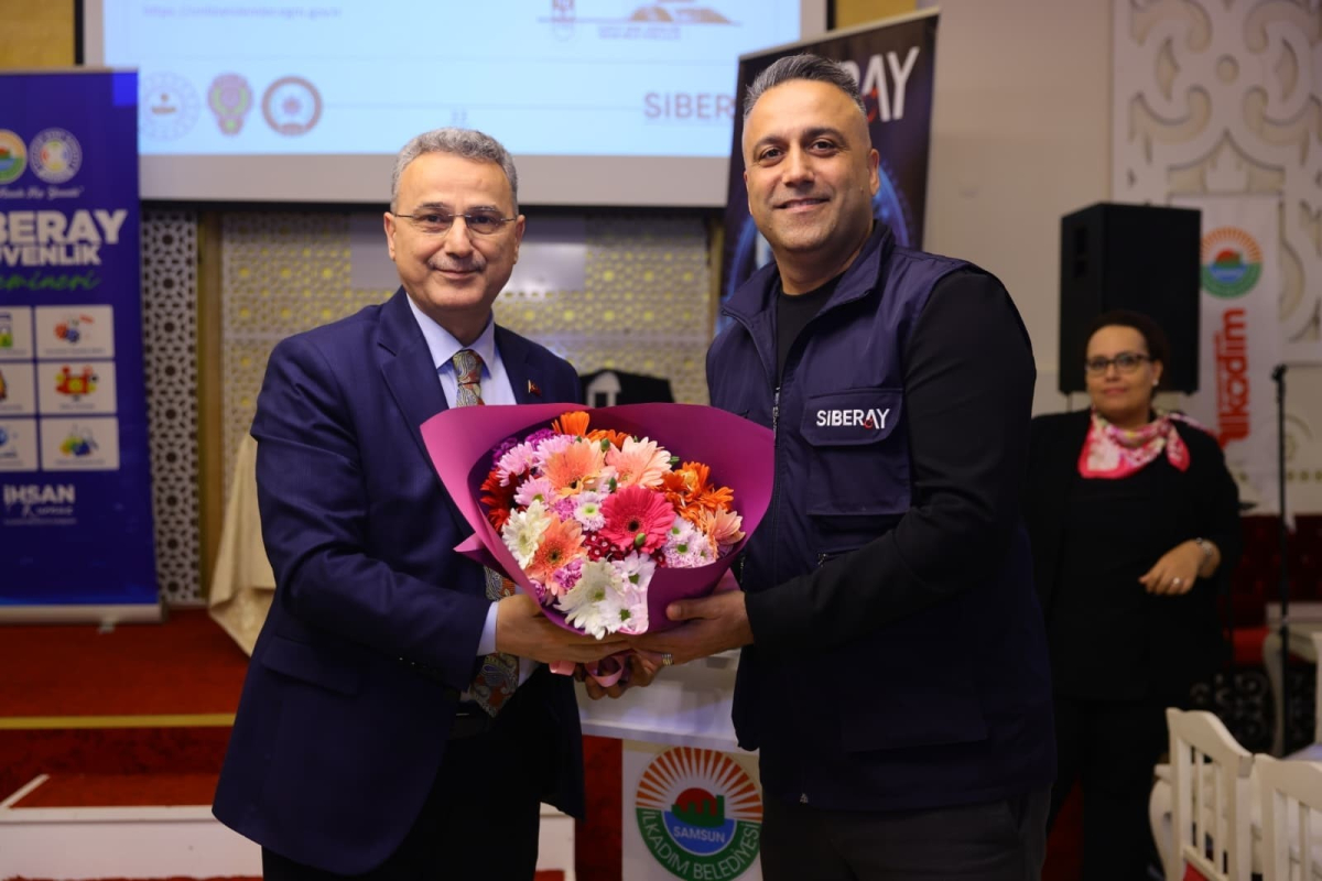 Samsun’da Siber Güvenlik Semineri: Vatandaşlara Dijital Tehdit Uyarısı