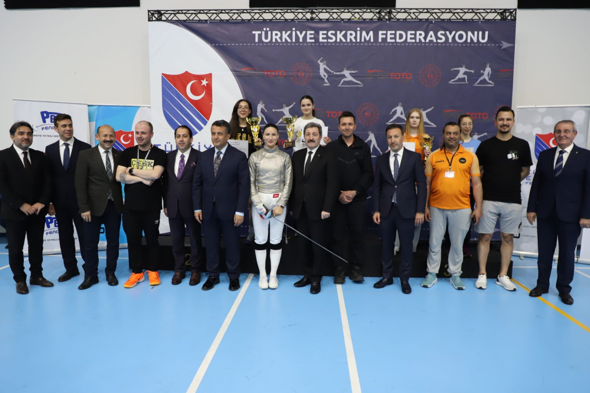 Samsun'da gençlik ve spor yatırımlarına 1,5 milyar liralık destek