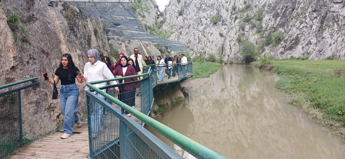 İlkadımlı gençlerden Çorum’a kültür köprüsü