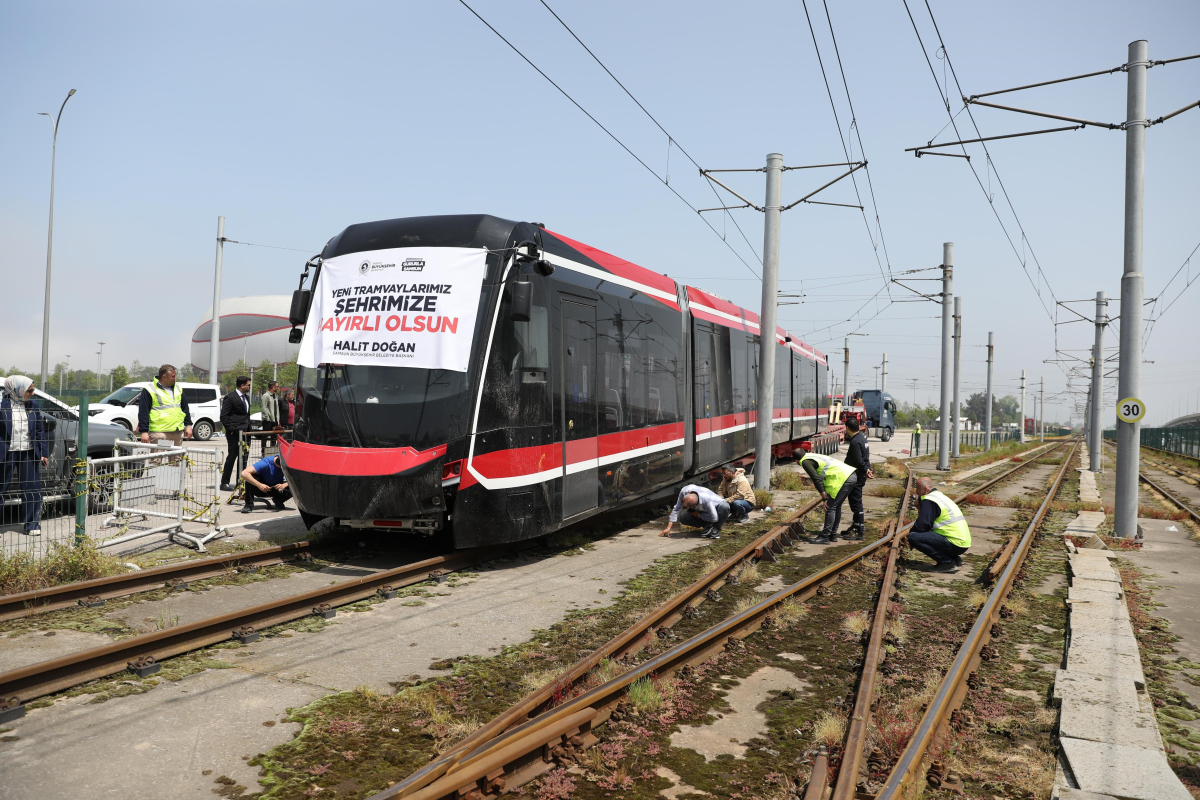 Samsun’da Yeni Tramvay Dönemi Başlıyor: İlk Araç Teste Giriyor