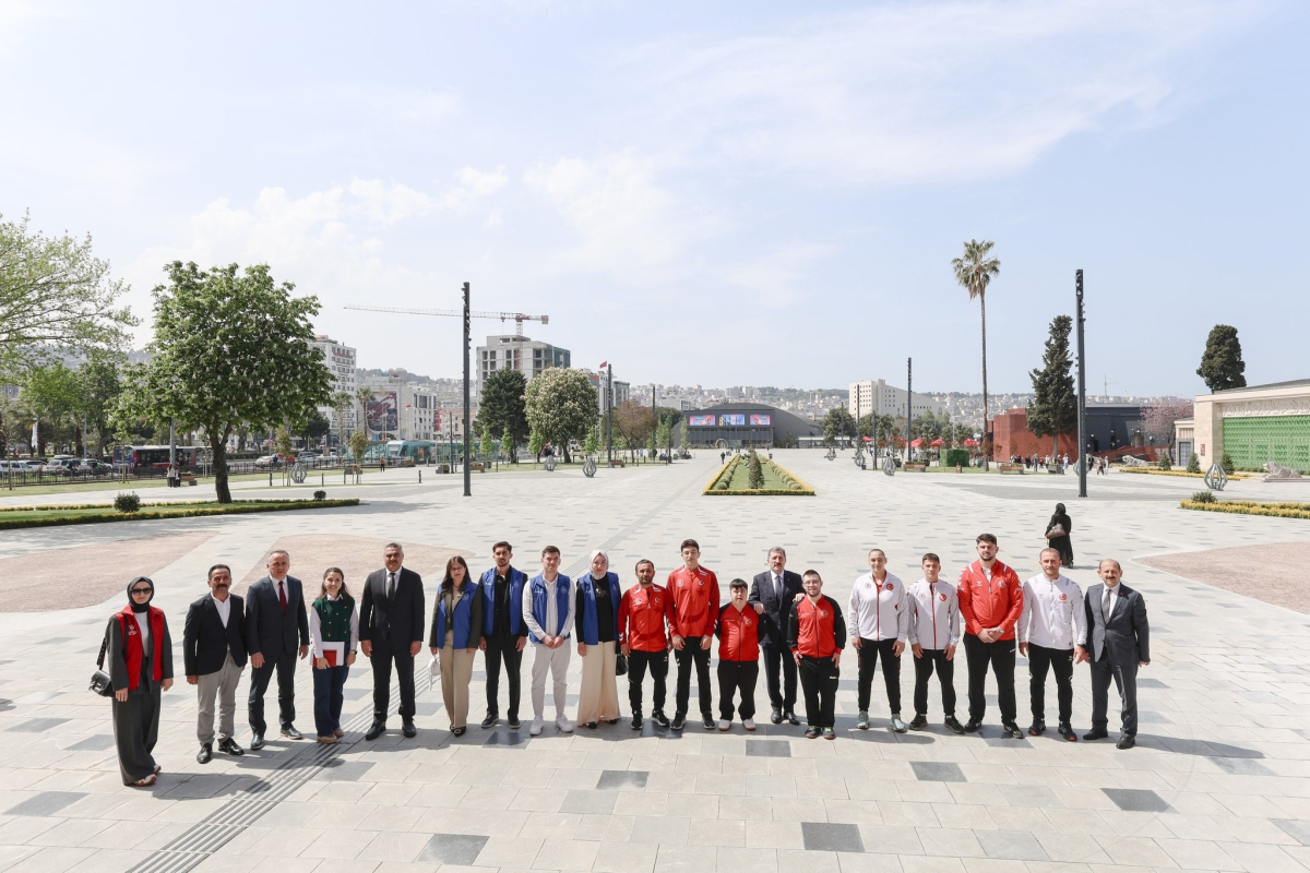 Samsun’da “Bugünün Gençleri, Geleceğin Yöneticileri” Buluşması