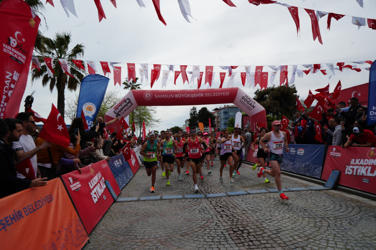Samsun’da 19 Mayıs Yarı Maratonu: Binlerce Sporcu Aynı Parkurda Buluştu