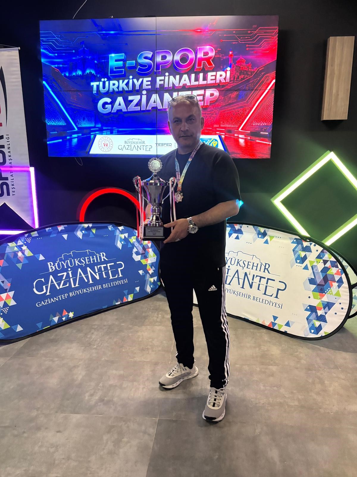 OMÜ E-Spor Takımı Valorant’ta Namağlup Türkiye Şampiyonu
