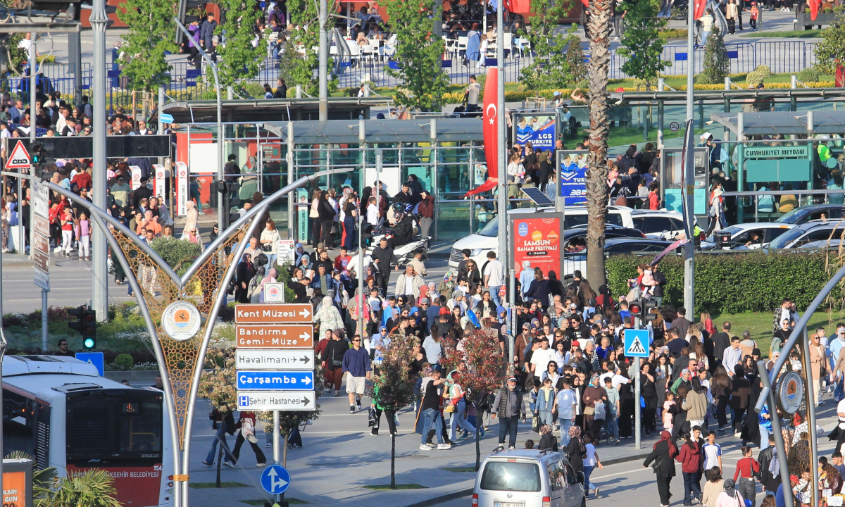 Samsun’da 19 Mayıs Uçak Gösterileri Trafiği Kilitledi