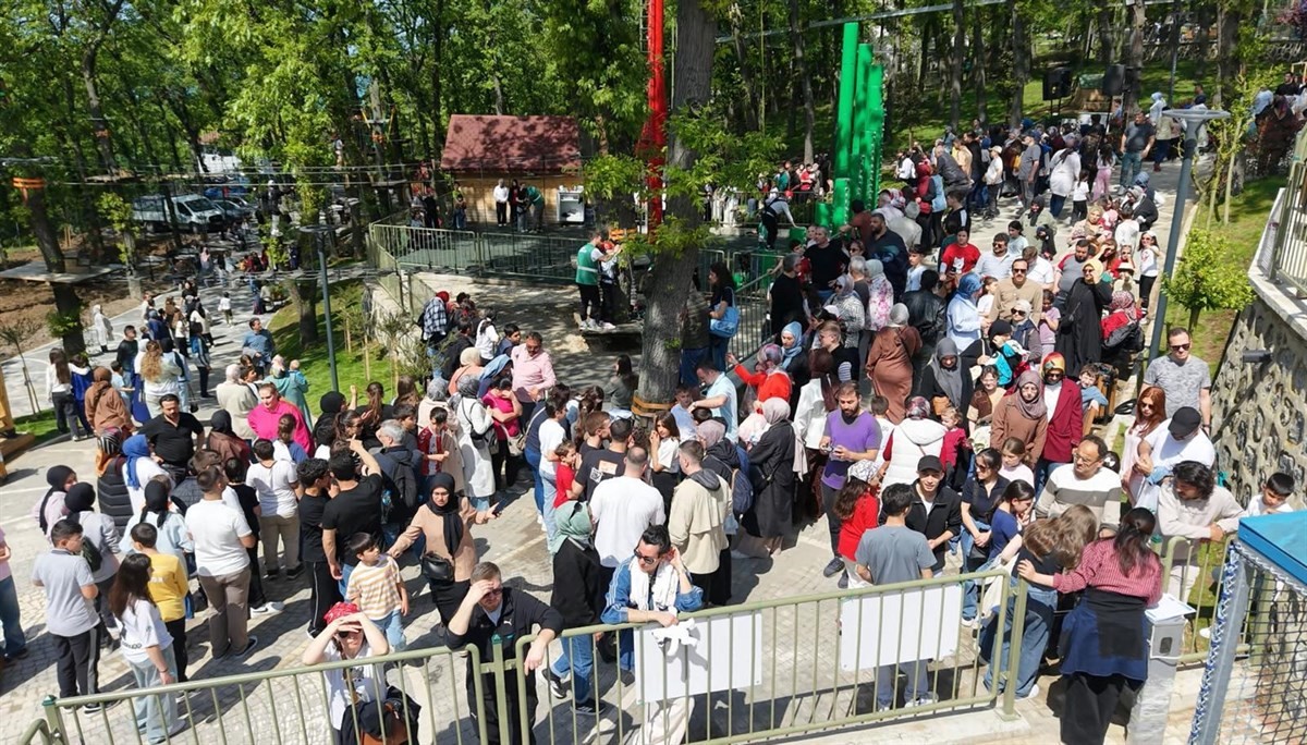 Canik Macera Parkı açılış gününde 10 bini aşkın ziyaretçi ağırladı