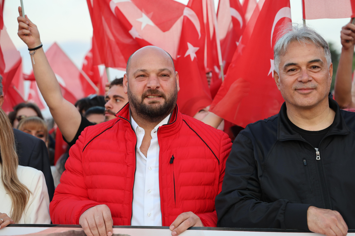 Atakum Sahili 19 Mayıs’ta kırmızı beyaza büründü