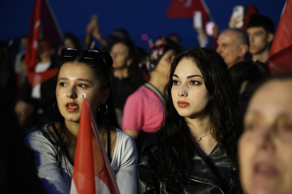 Atakum Sahili 19 Mayıs’ta kırmızı beyaza büründü