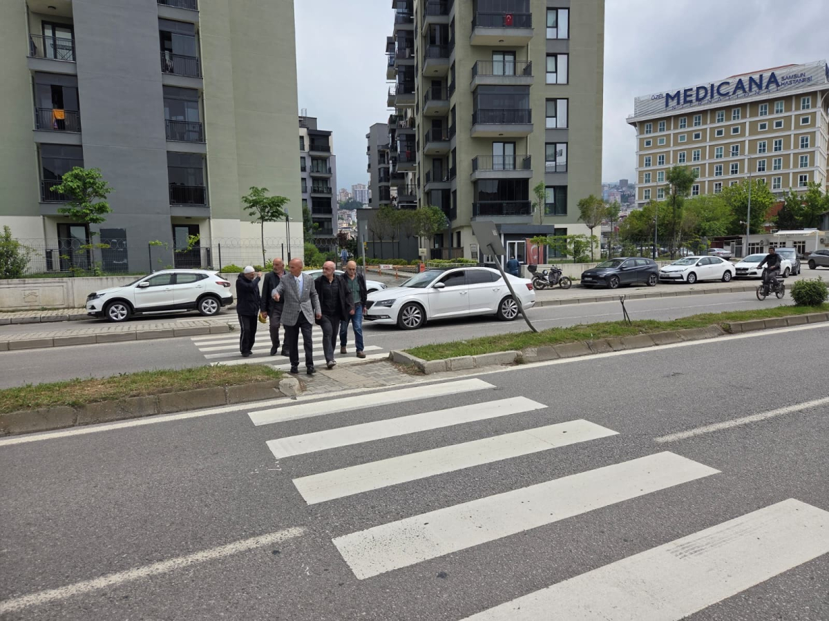 Canik'te vatandaşlardan yaya geçidine trafik lambası talebi