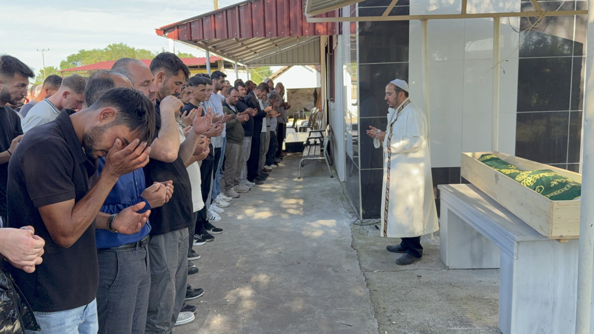 Lunapark faciasında hayatını kaybeden genç Samsun’da toprağa verildi