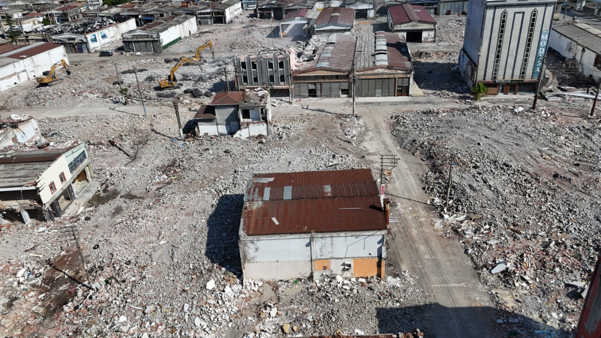 Gülsan'da Dönüşüm Hızlandı: Yıkımların Yüzde 42'si Tamamlandı