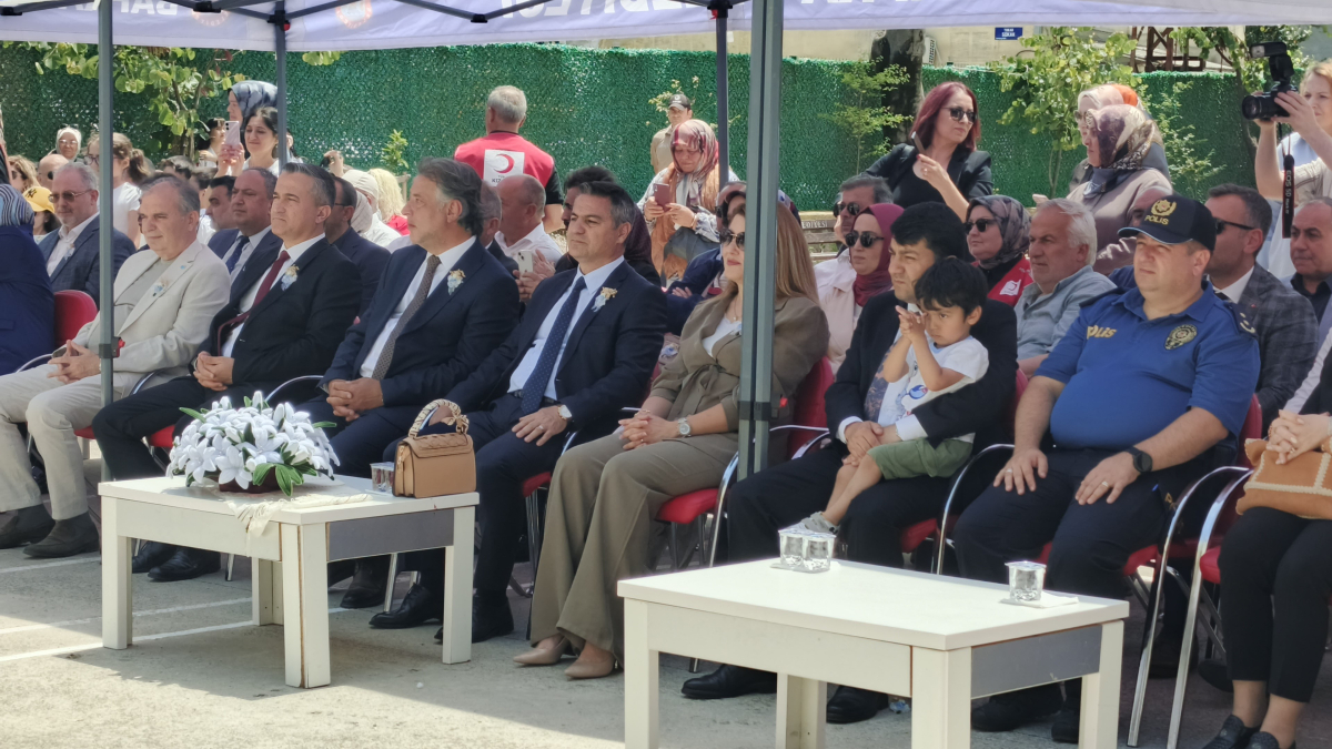 Bafra'da Yıl Sonu Sergisi Ziyarete Açıldı