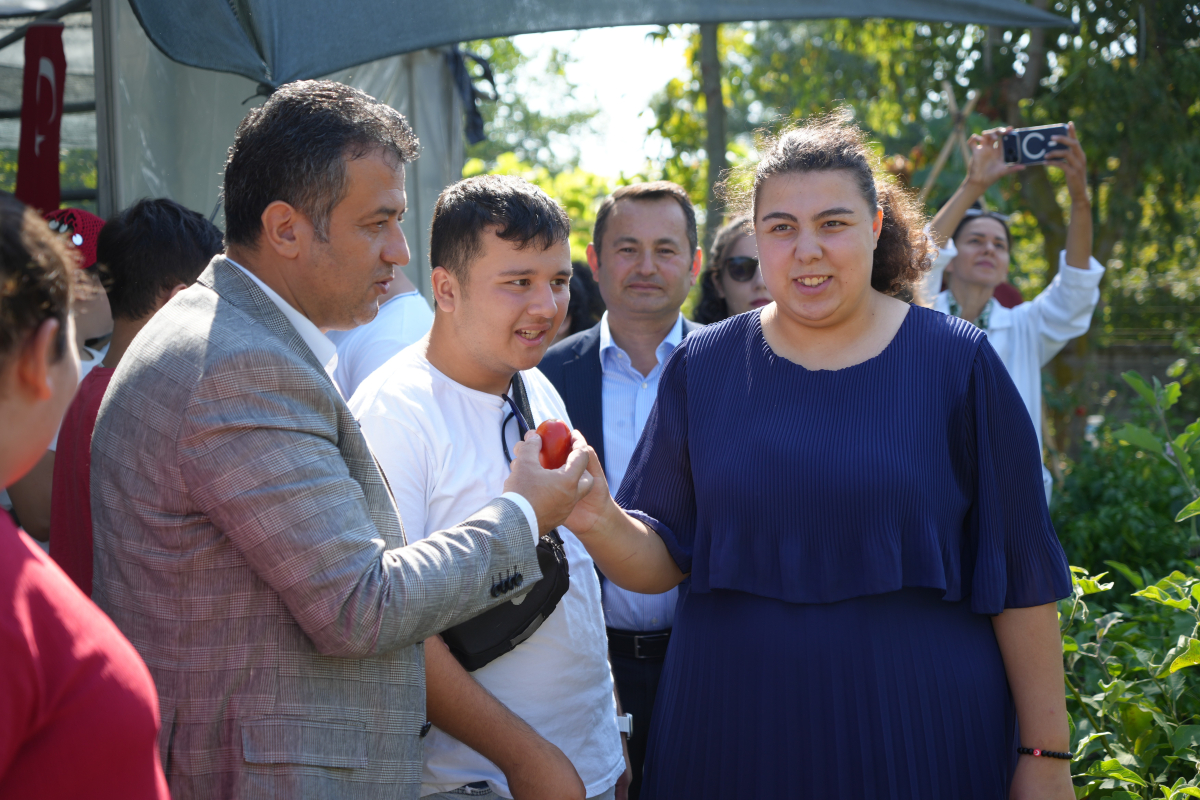 Özel öğrenciler ile Başkan Halit Doğan'ın gülümseten diyalogları