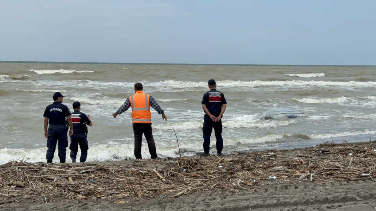 Samsun'da sahile insansız deniz aracı vurdu