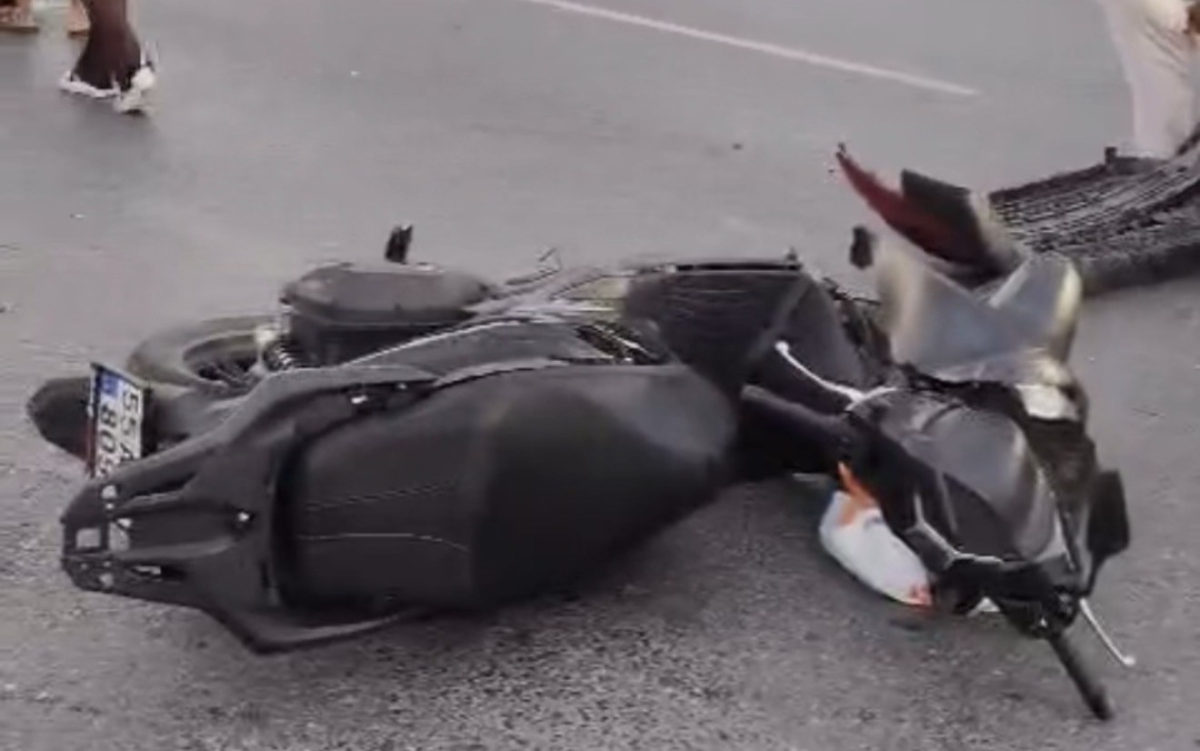 Atakum’da otomobil ile motosiklet çarpıştı: 1 yaralı