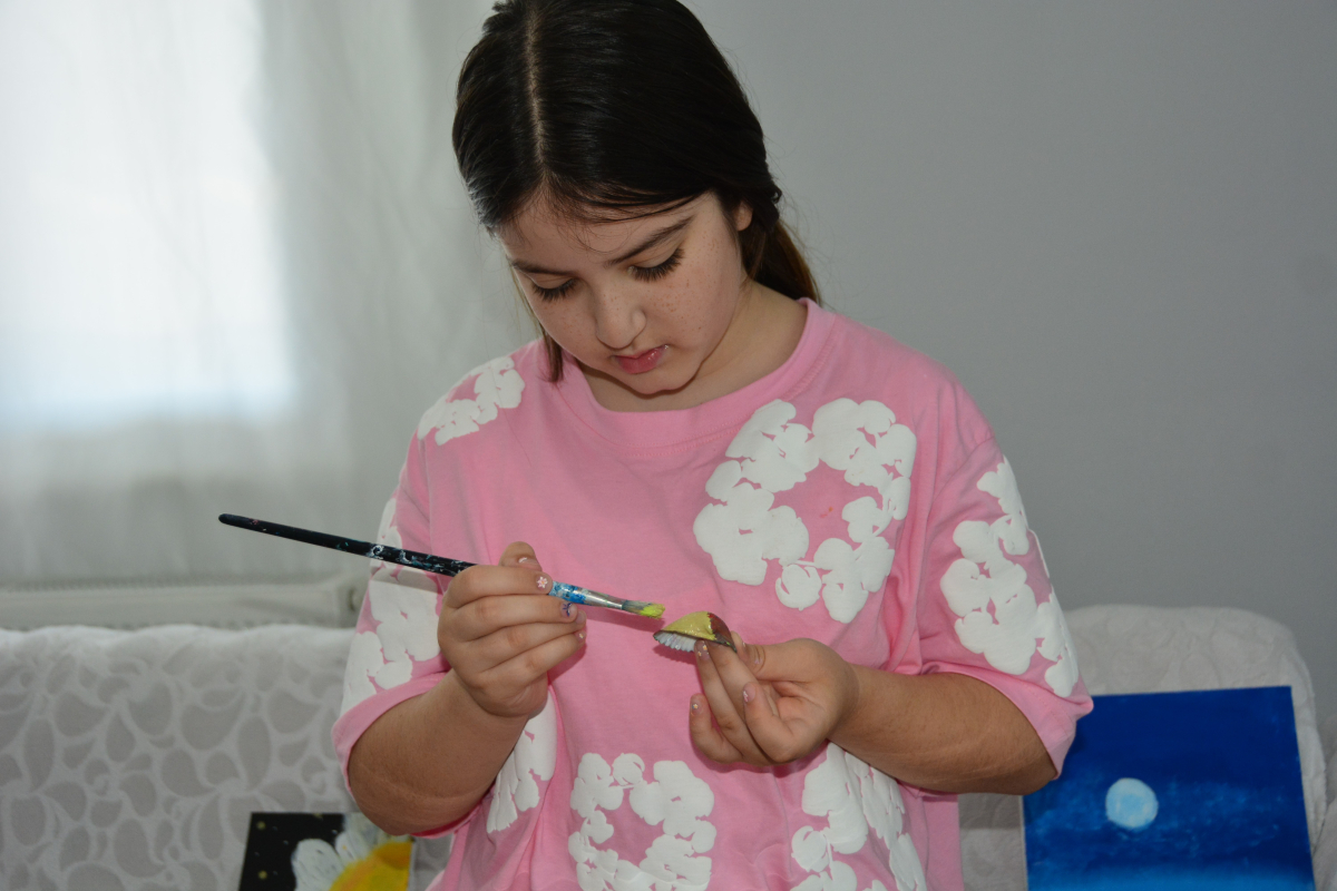 Samsunlu Elif Zehra deniz kabuklarını sanata dönüştürüyor