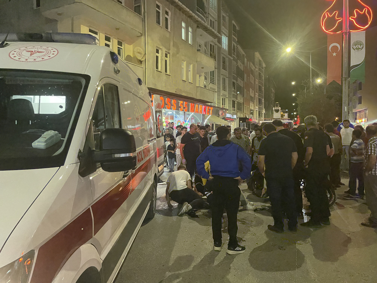 Kavak’ta motosiklet ile otomobil çarpıştı: 1 yaralı