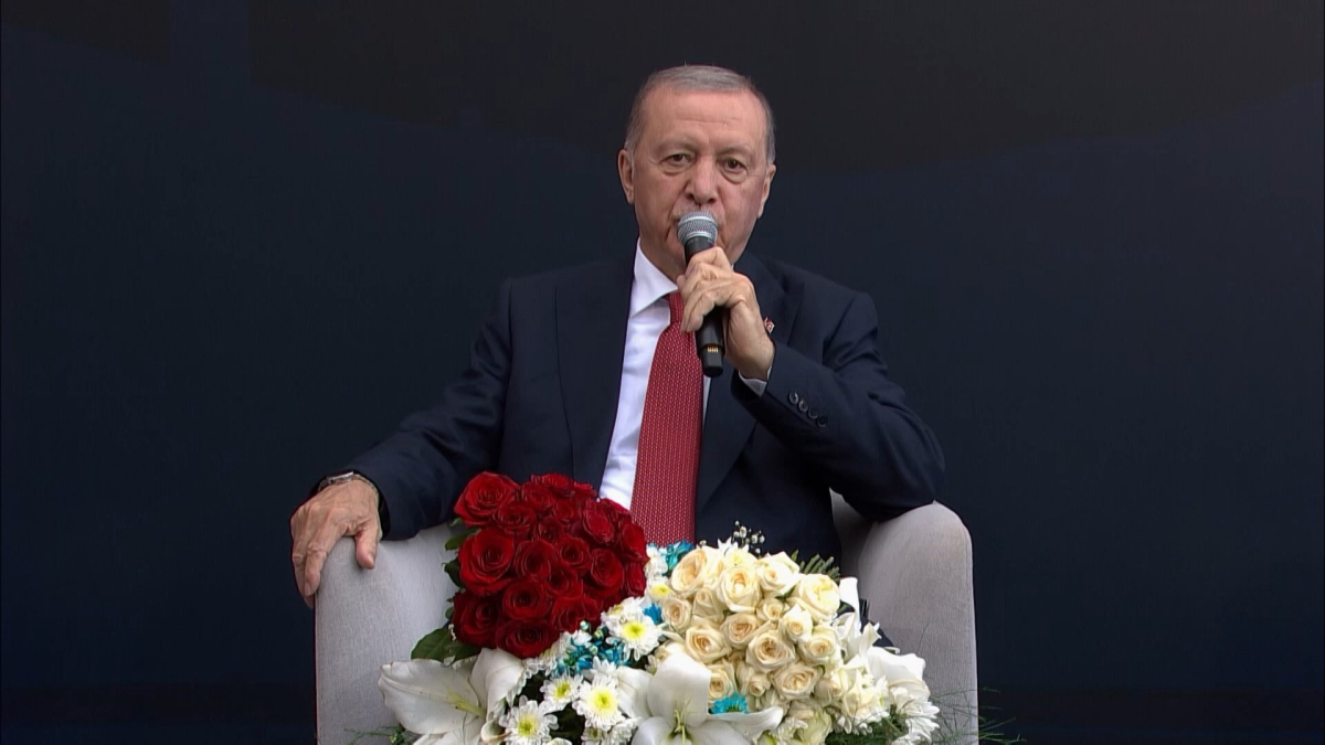 Erdoğan Samsun’da gençlerle buluştu: Terörsüz Türkiye ve Mekke Antlaşması mesajı