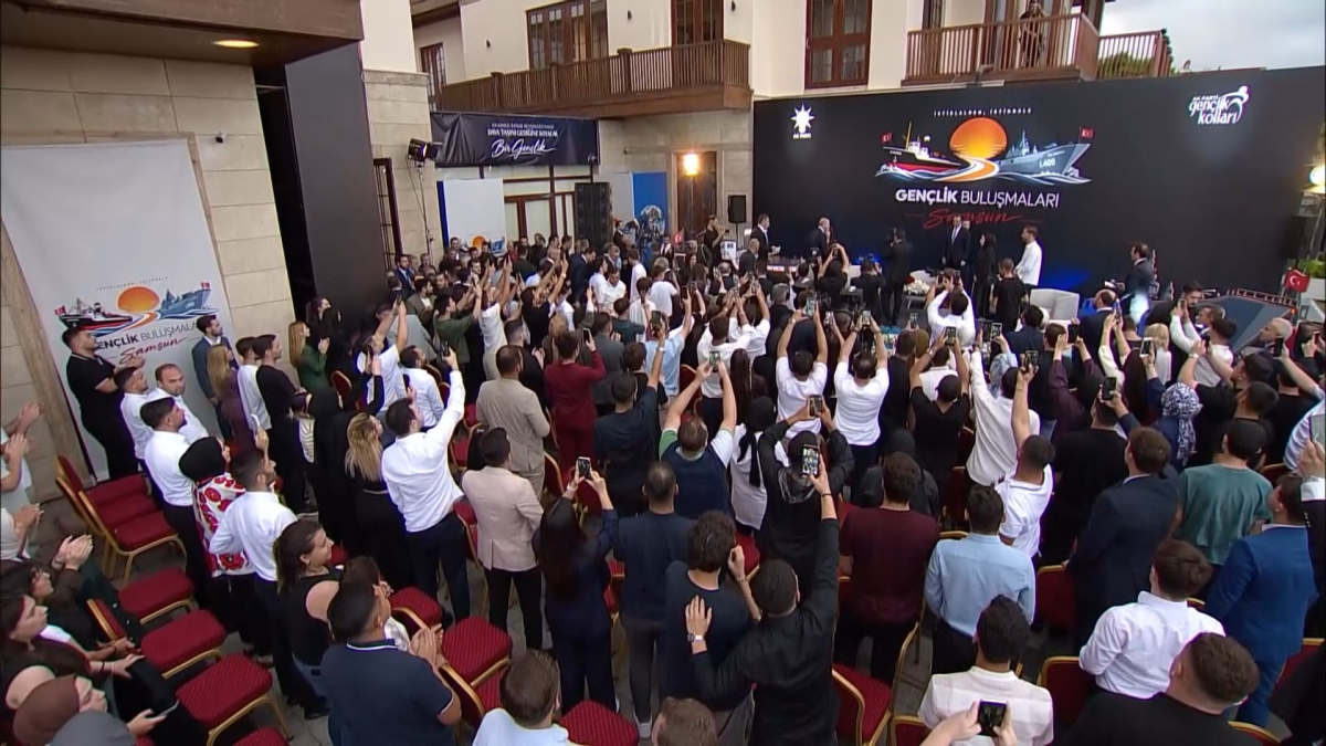 Erdoğan Samsun’da gençlerle buluştu: Terörsüz Türkiye ve Mekke Antlaşması mesajı