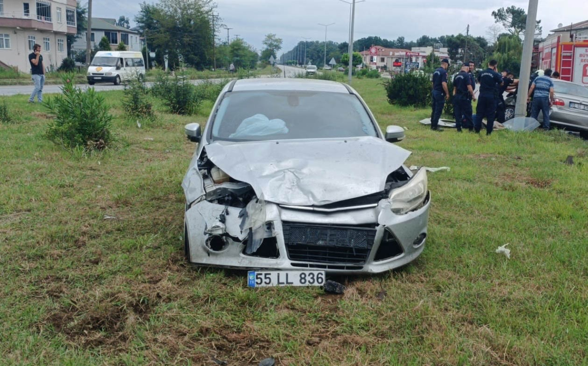 Samsun'da otomobiller çarpıştı: 5 yaralı
