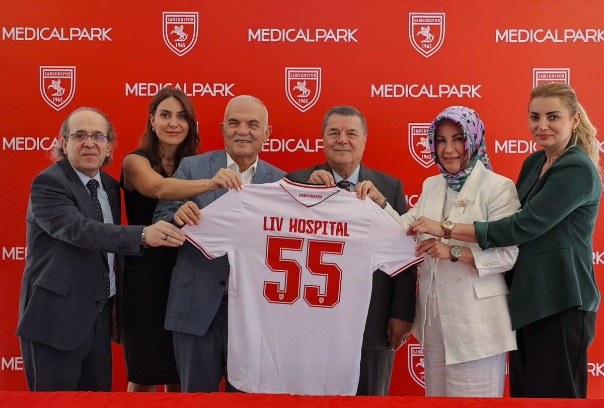 Samsunspor ile Medical Park ve Liv Hospital arasındaki sağlık sponsorluğu yenilendi