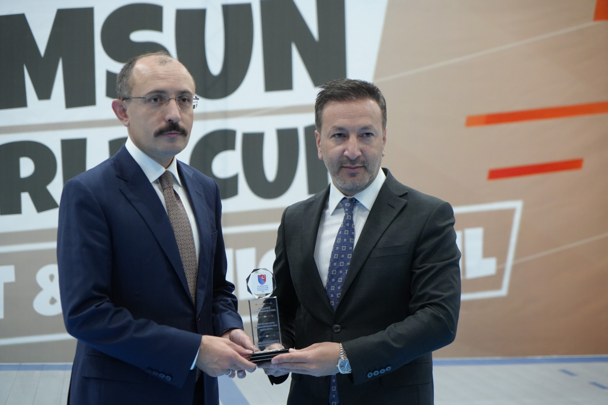 Samsun’da Yıldızlar ve Gençler Flöre Dünya Kupası’nın açılışı yapıldı