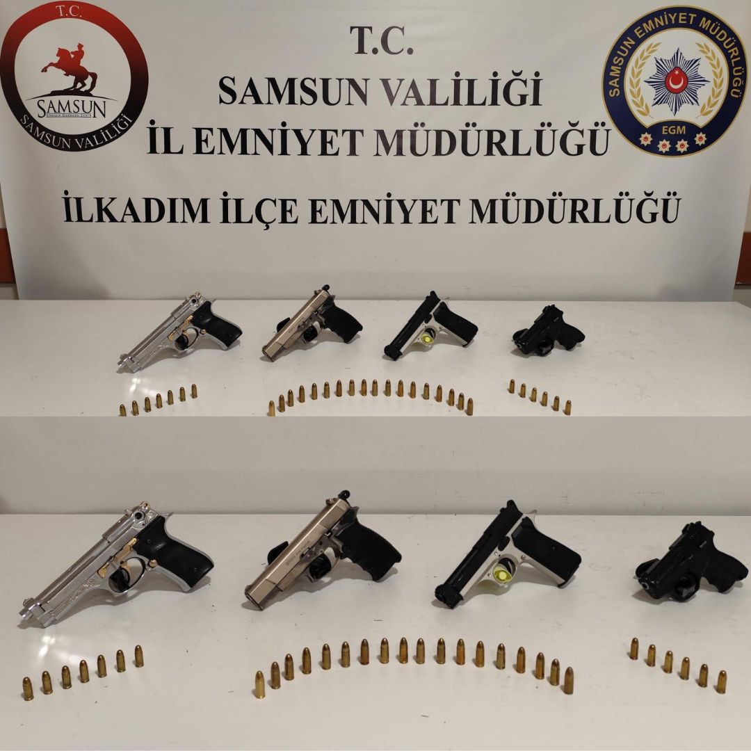 Samsun’da 2 kişi ruhsatsız silahlarla yakalandı