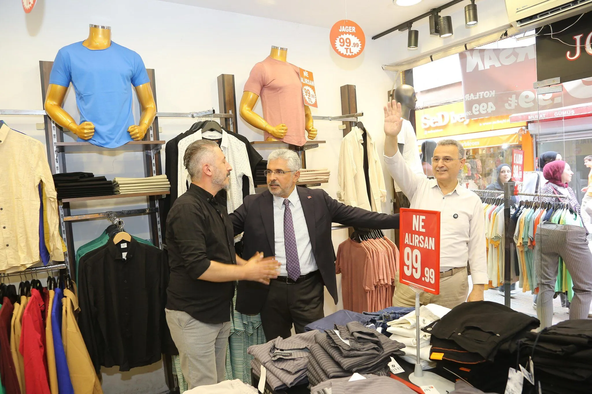 İlkadım’da esnafla bir araya gelindi