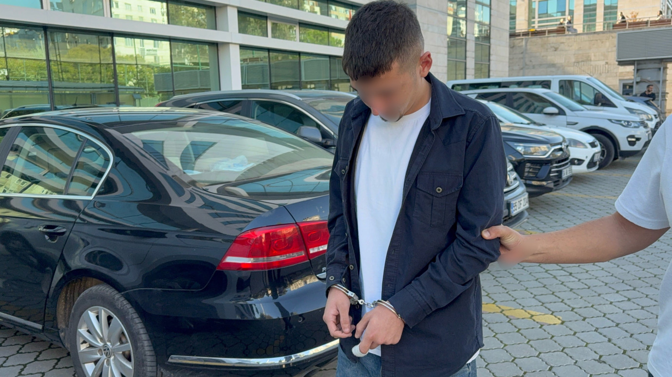 Samsun'da şapka gasbına 3 gözaltı