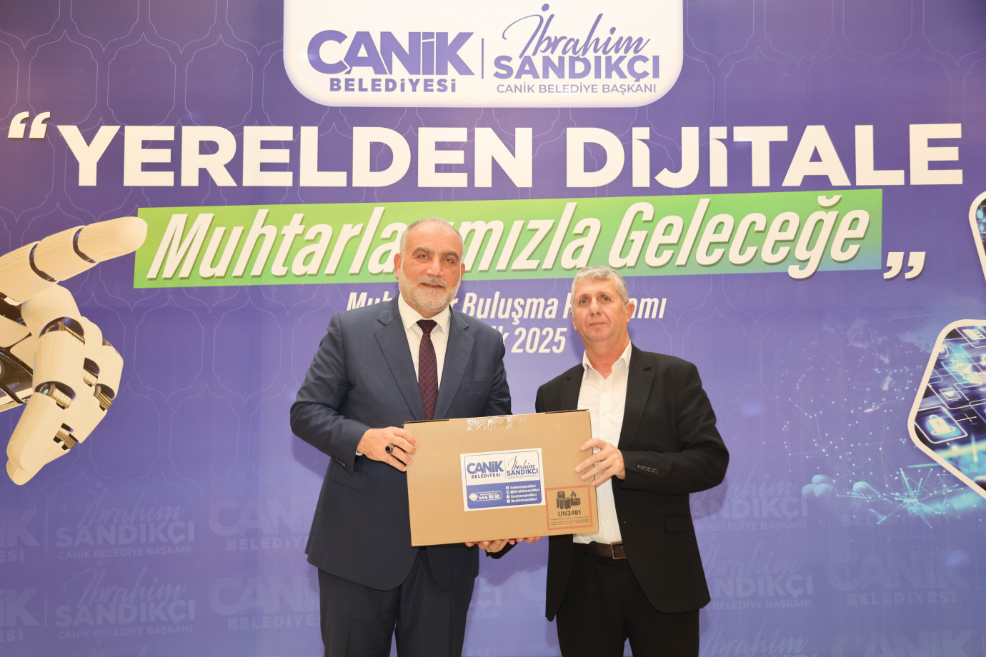 Canik Belediyesi'nden Muhtarlara Dijital Kolaylık