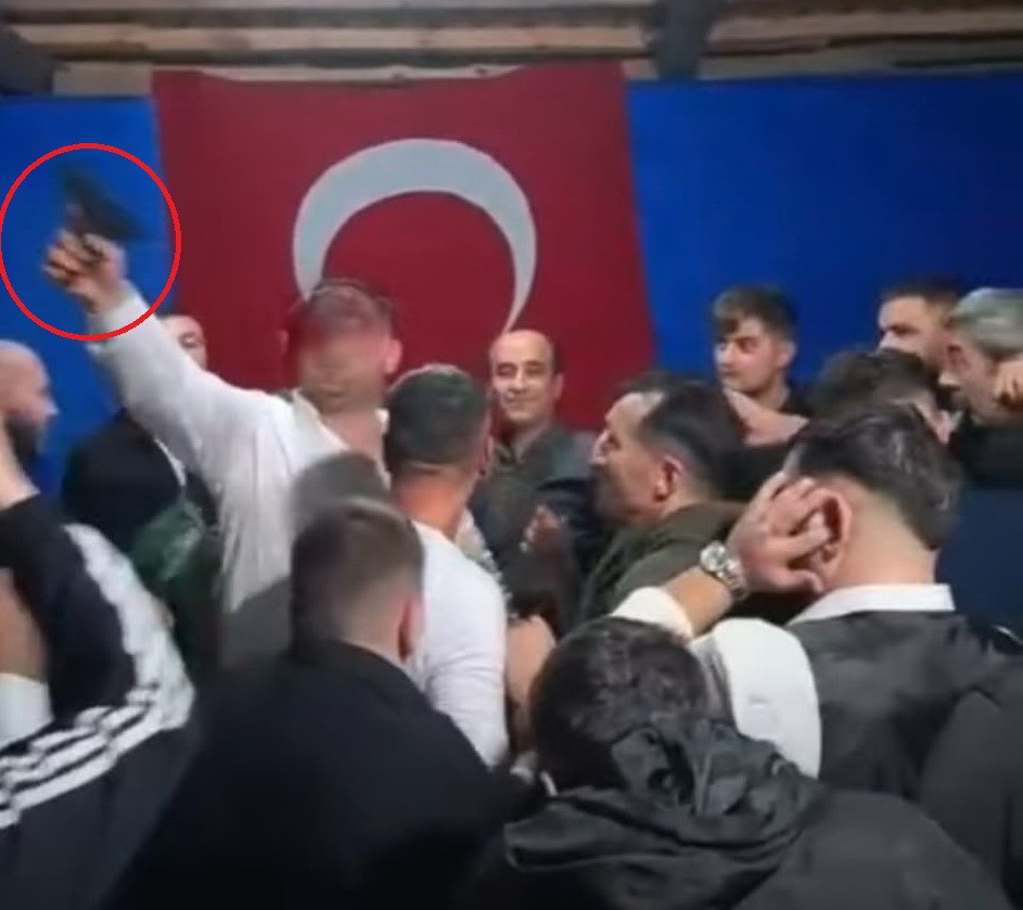 Kına gecesinde silahlı kutlama: Havaya ateş açtılar