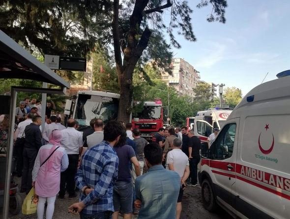 Öğrenci servisinin frenleri boşaldı! 