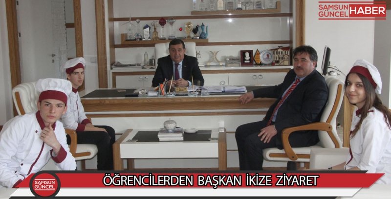 Öğrencilerden Başkan İkiz'e ziyaret