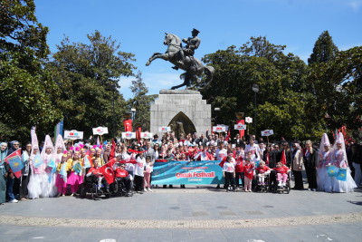 Samsun’da Türk Dünyası Çocuk Festivali coşkuyla başladı