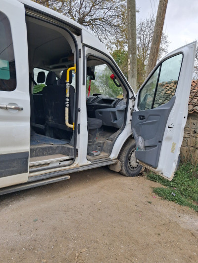 Vezirköprü’de Servis Aracı Direğe Çarptı: 11’i Öğrenci 12 Yaralı